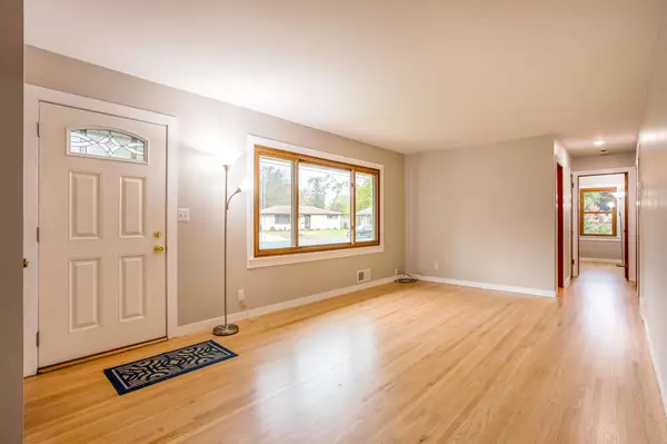 Bloomington, MN 55437,4816 Oxborough LN