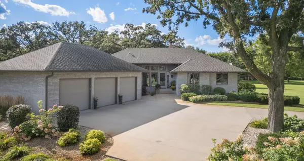 16200 Makah ST NW, Andover, MN 55304