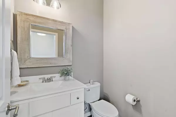 Maple Grove, MN 55369,8215 Deerwood LN N