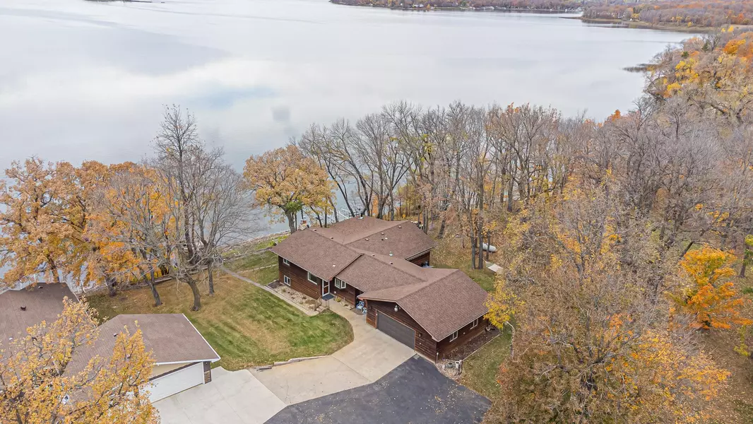 13668 Maple RD, Cormorant Twp, MN 56554