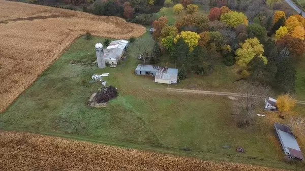 Kinnickinnic Twp, WI 54022,1297 Evergreen DR