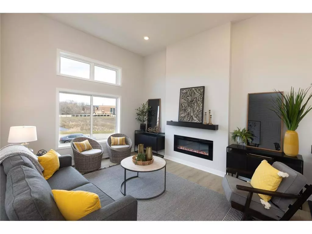 Savage, MN 55378,6646 141st TER