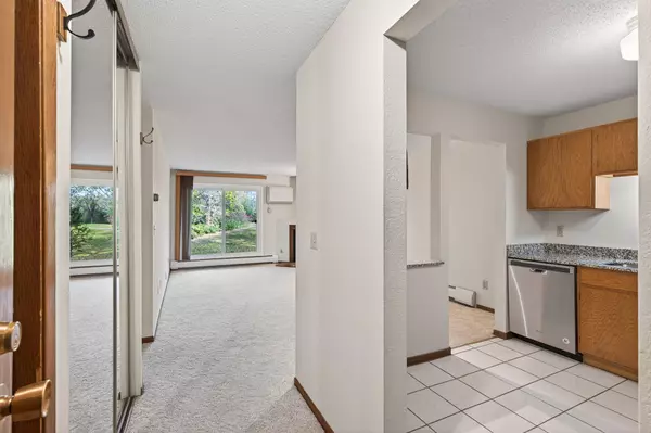 Plymouth, MN 55446,3850 Plymouth BLVD #117