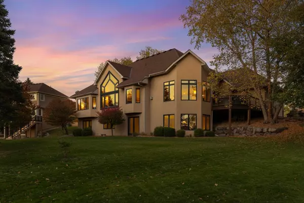 Eden Prairie, MN 55346,7004 Howard LN