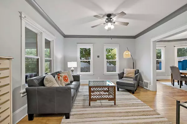 Minneapolis, MN 55411,2123 Sheridan AVE N