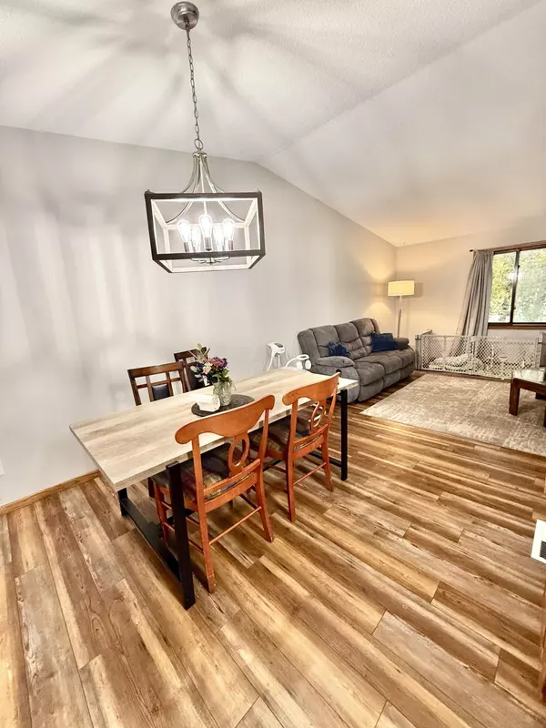 Coon Rapids, MN 55448,424 106th AVE NW