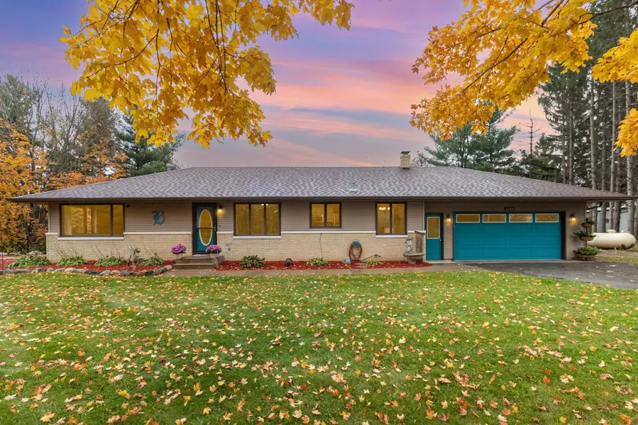 1538 N Maple ST, Ellsworth, WI 54011