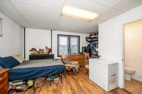 Superior, WI 54880,1028 Banks AVE