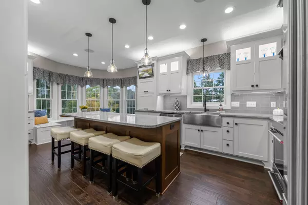 Maple Grove, MN 55311,18244 88th PL N