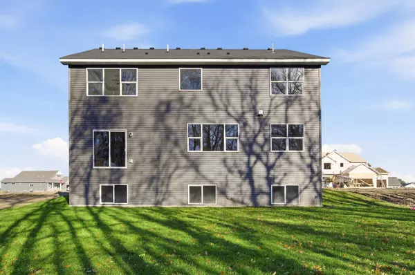 Delano, MN 55328,775 Rosebud LN