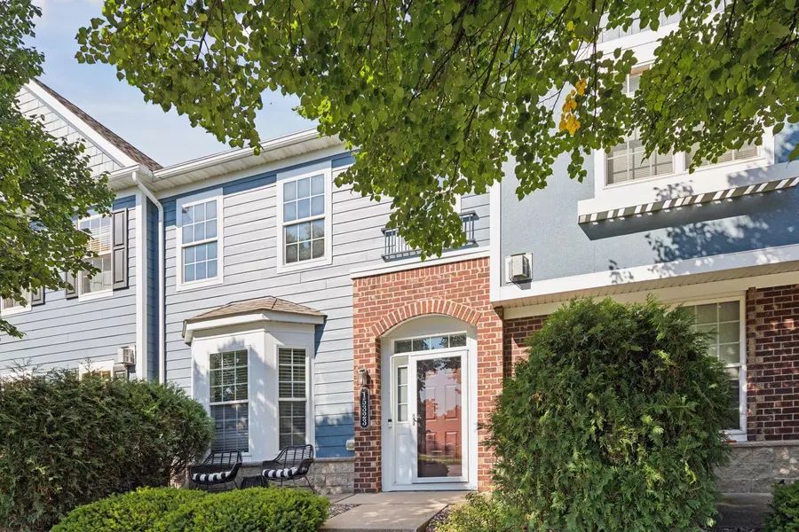 15323 Foliage AVE, Apple Valley, MN 55124