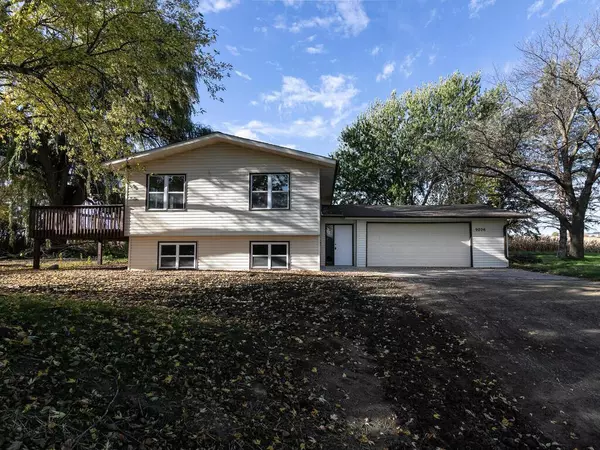 Northfield, MN 55057,9206 Edgebrook DR