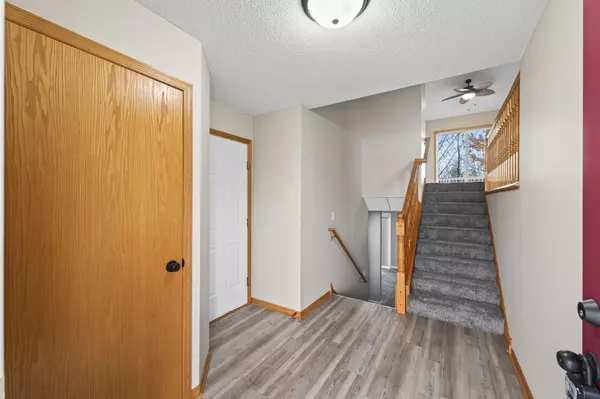 North Branch, MN 55056,7669 386th ST