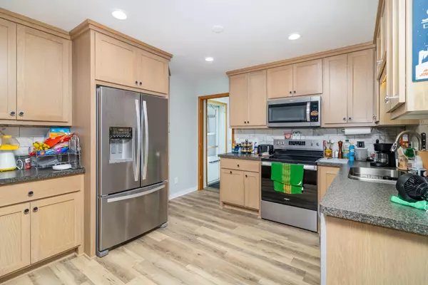 New Prague, MN 56071,4300 Michelle ST