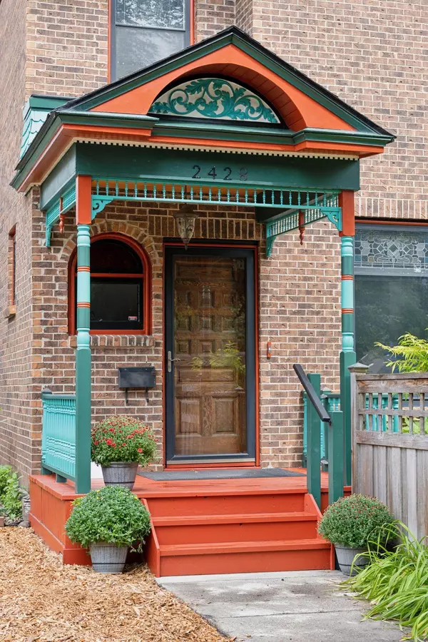 Minneapolis, MN 55406,2428 E 22nd ST