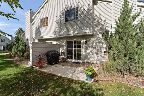 Eagan, MN 55122,1905 N Ruby CT