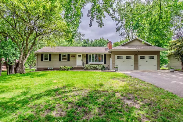 Medina, MN 55356,2485 Bobolink RD