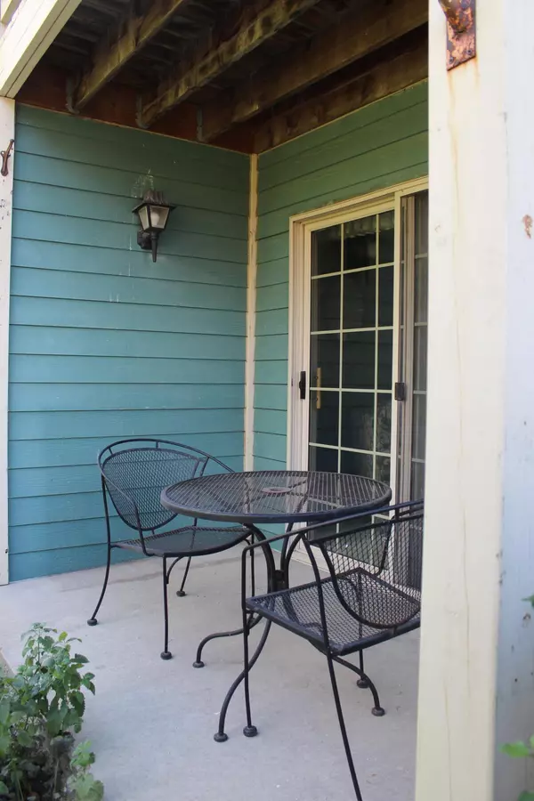 Rochester, MN 55906,1872 Deerhaven LN NE #8