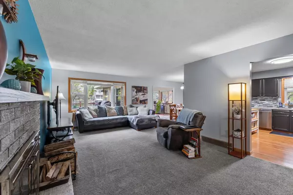 Burnsville, MN 55337,13147 Thomas AVE S