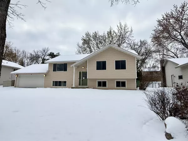 Maple Grove, MN 55311,7331 Berkshire WAY