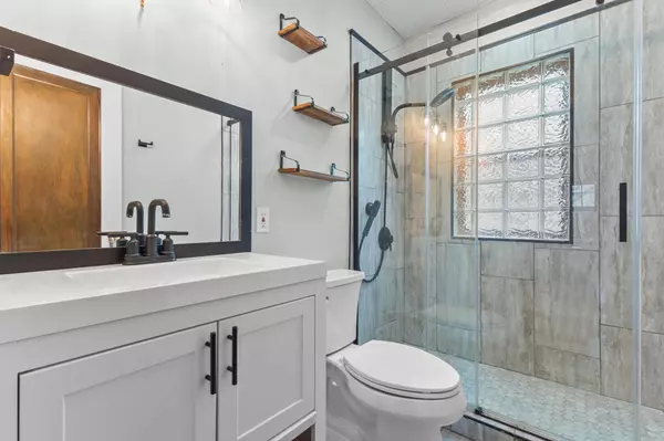 Minneapolis, MN 55417,5254 14th AVE S