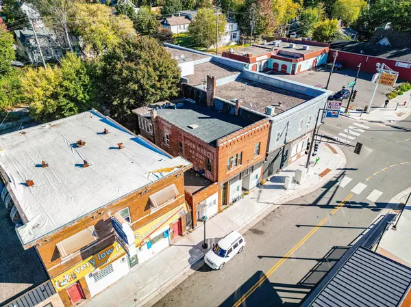 Saint Paul, MN 55106,1051 Hudson RD