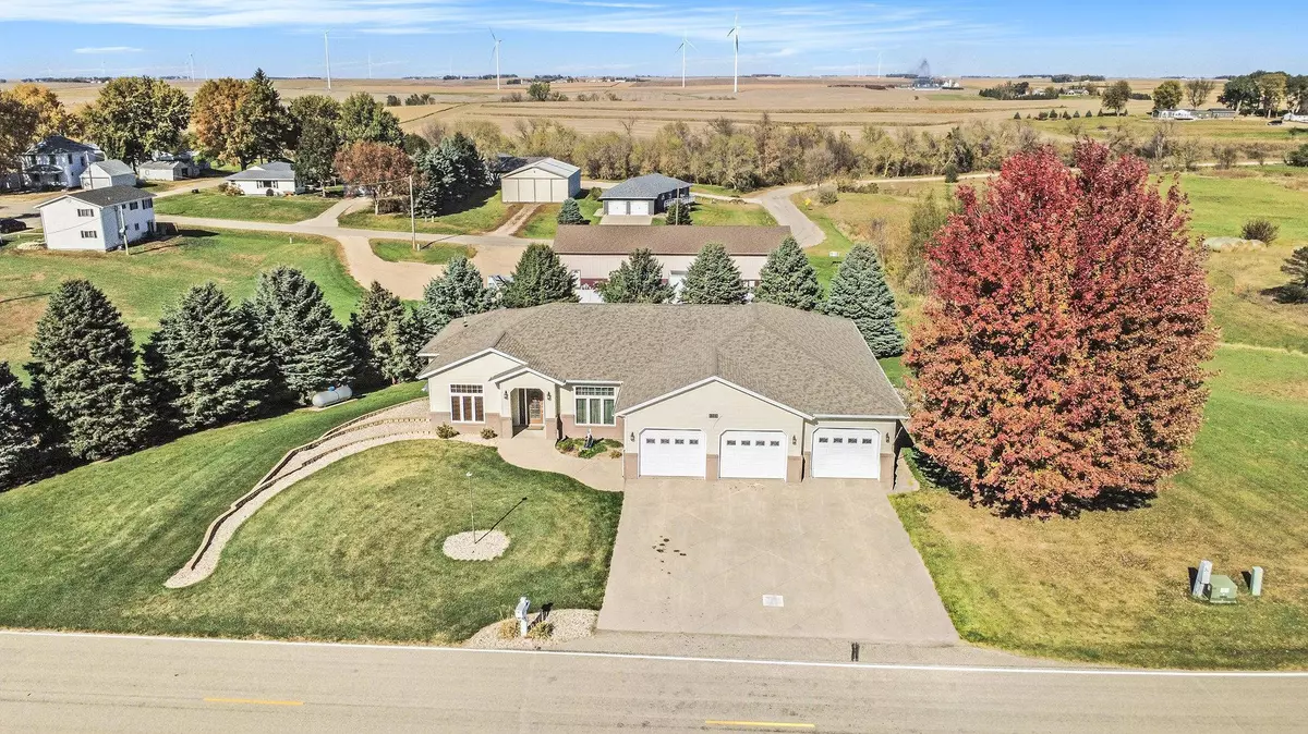 Beaver Creek, MN 56116,505 E 2nd AVE