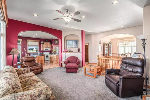 Beaver Creek, MN 56116,505 E 2nd AVE