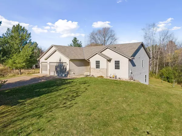 Braham, MN 55006,1108 N Lake DR W