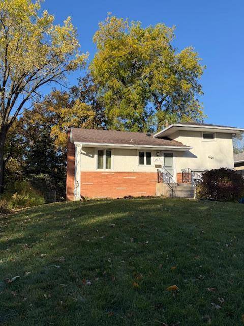 2923 France AVE N, Robbinsdale, MN 55422