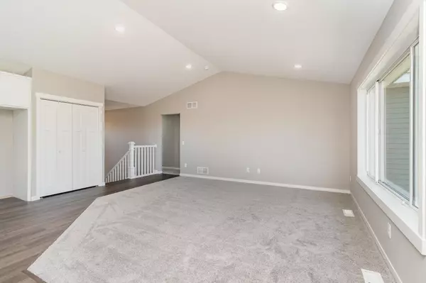 Isanti, MN 55040,718 Margaret LN NE