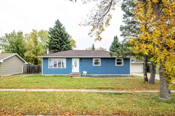 Fargo, ND 58102,725 31st ST N