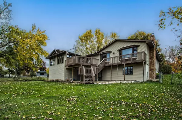 New Brighton, MN 55112,3155 21st LN NW