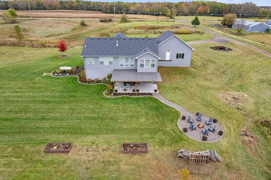 24908 Nacre ST NW, Saint Francis, MN 55070