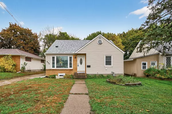 Saint Paul, MN 55106,442 White Bear AVE N