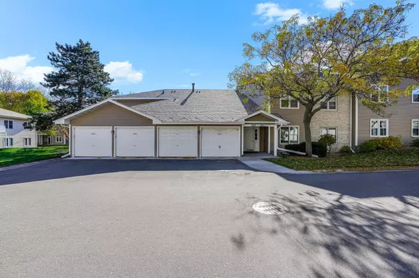 White Bear Lake, MN 55110,1807 1/2 County Road E East #34