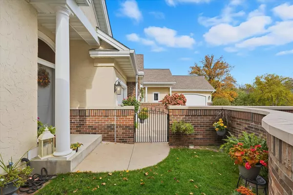 Plymouth, MN 55446,16737 49th PL N