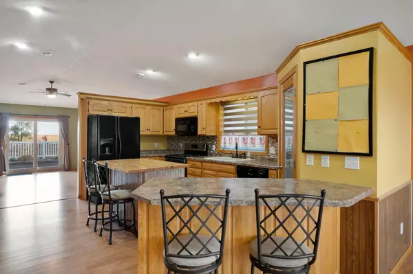 Kimball, MN 55353,226 Quill ST NE