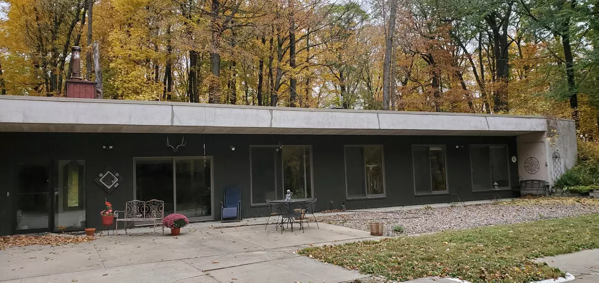 Rochester, MN 55904,8309 County Road 19 SE