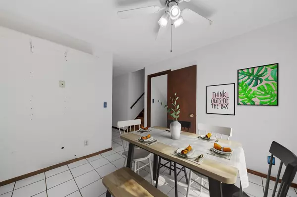 Apple Valley, MN 55124,8090 159th ST W