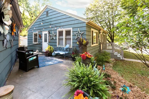 Menomonie, WI 54751,813 Oakwood BLVD