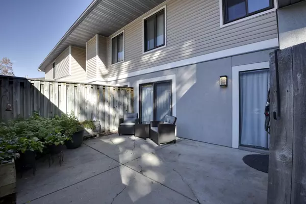 Hopkins, MN 55343,1124 Trailwood S
