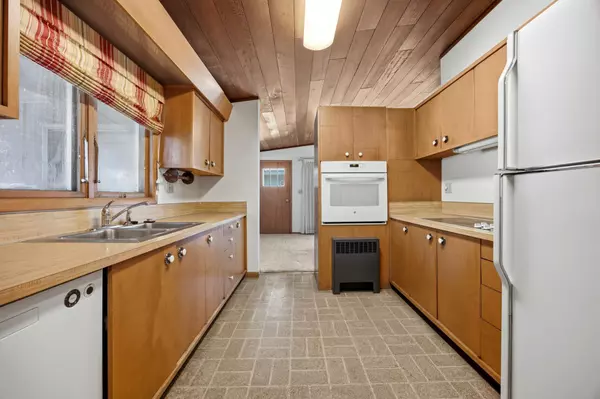 Fargo, ND 58102,94 22nd AVE N