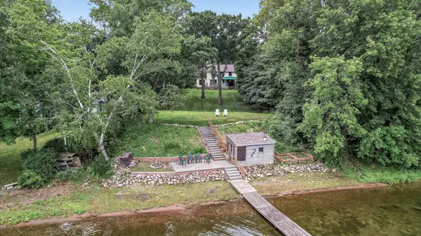 White Bear Lake, MN 55110,2431 S Shore BLVD