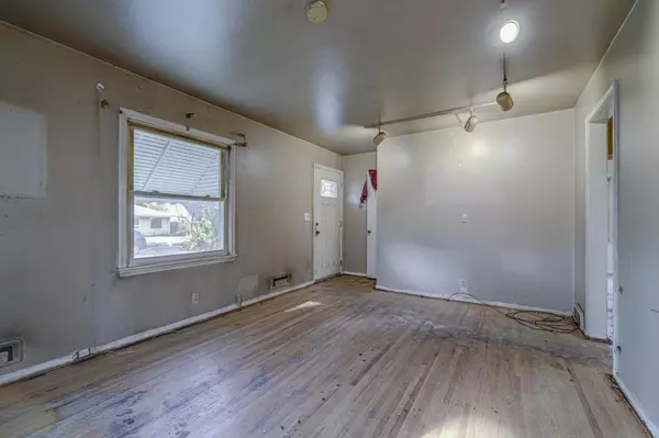 Saint Louis Park, MN 55416,2813 Brunswick AVE S