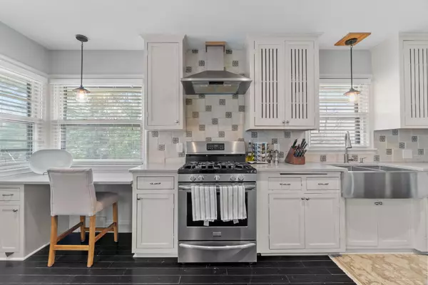 Edina, MN 55436,5036 Richmond DR