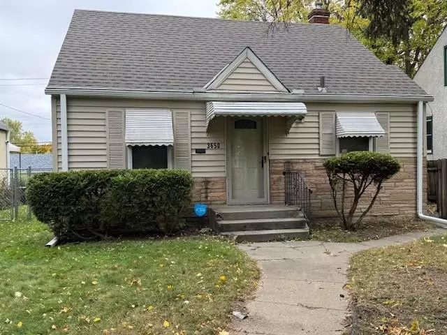 3650 Queen AVE N, Minneapolis, MN 55412