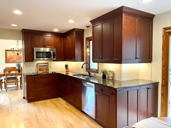 North Oaks, MN 55127,36 Deer Hills DR