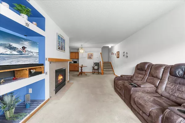 Hastings, MN 55033,2456 Yellowstone DR #122