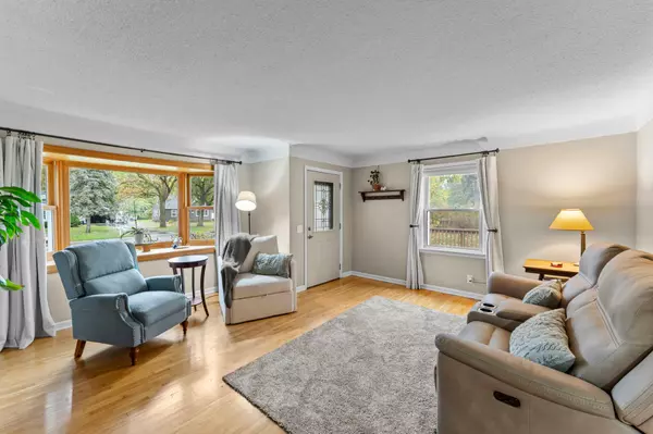 Blaine, MN 55434,8938 Van Buren ST NE